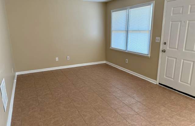 4047 Fairway Dr. Gallery 2