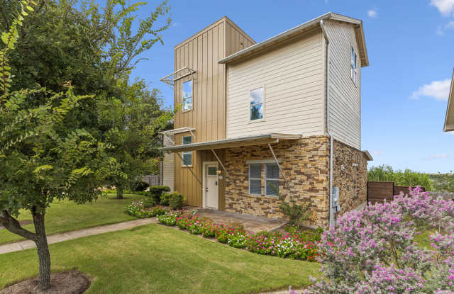8500 Red Willow DriveA Gallery 2
