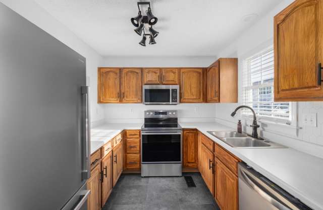 152 Gray Station Road - 8 photos photos