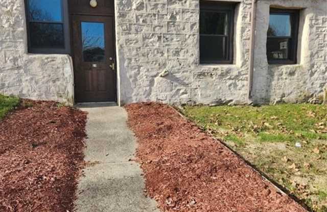 120 Elizabeth Street - 120 Elizabeth Street, Norwich, CT 06360