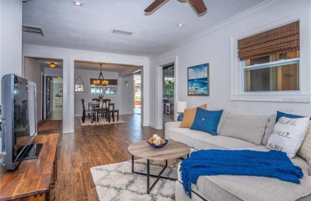 3984 MCKAY CREEK DRIVE Gallery 3