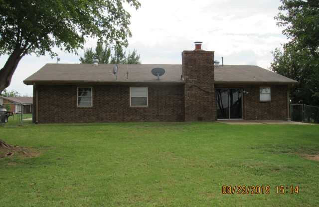 East side! Updated! Granite counter tops! Hard surface flooring throughout! Gallery 4