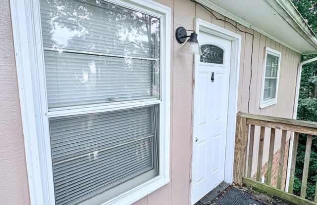 410 Old Central Road - Unit 4 photos photos