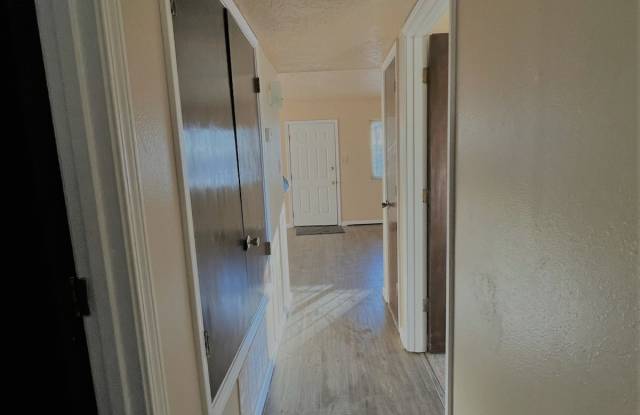 221 Saavedra Road Southwest Gallery 3