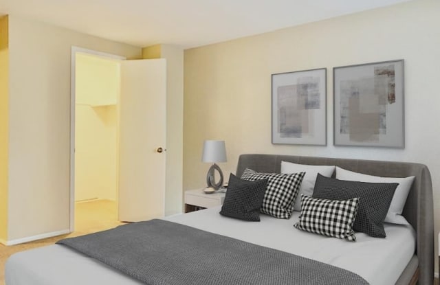 Foxcroft Townhomes Gallery 4