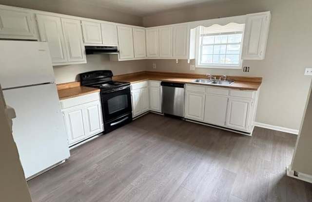 526 Whitener Drive photos photos 526 Whitener Drive photos photos