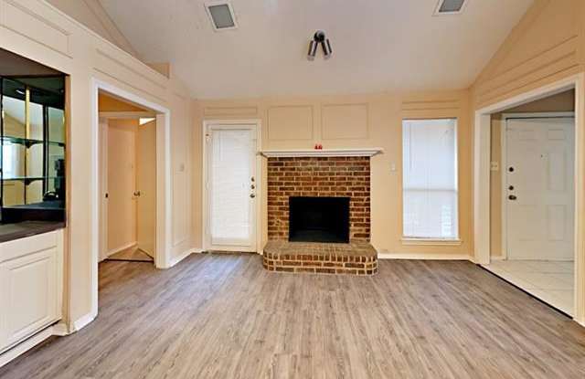 805 Winding Creek Drive Gallery 2