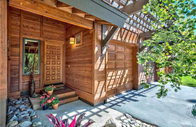 2 Bedroom Townhouse in Highly Desirable Complex - 929 Northwood Boulevard, Incline Village, NV 89451
