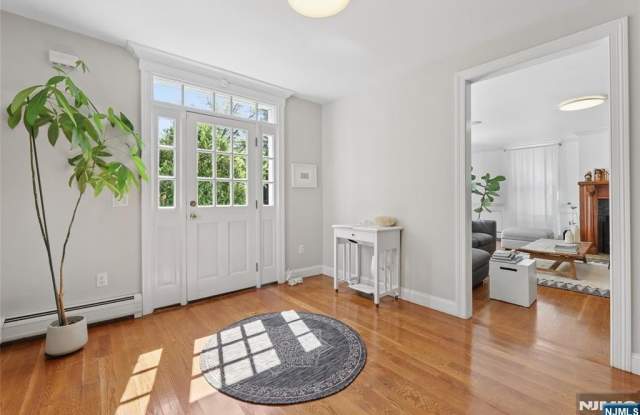 253 Clinton Avenue Gallery 2