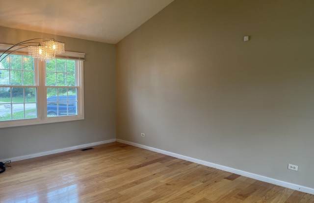 1208 Duke Court Gallery 3