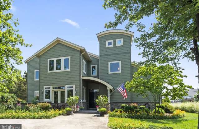 9211 OX ROAD photos photos