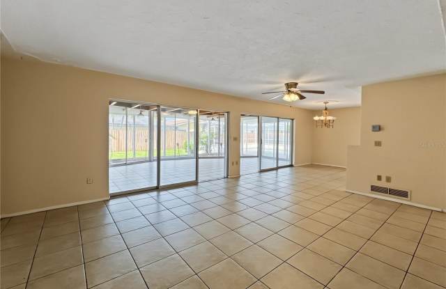 3041 TYRONE Lane Gallery 4