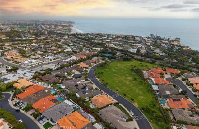 32382 Via Mentone Gallery 4