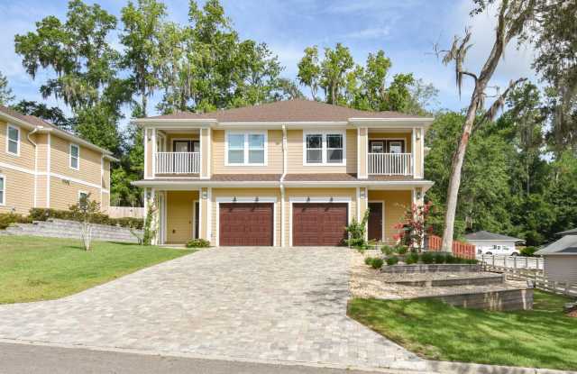 2626 NW 104TH CT #40 (Hills of Santa Fe Condos) - 2626 Northwest 104th Court, Alachua County, FL 32606 2626 NW 104TH CT #40 (Hills of Santa Fe Condos) - 2626 Northwest 104th Court, Alachua County, FL 32606