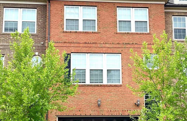 2727 GOLDEN GATE PLACE photos photos