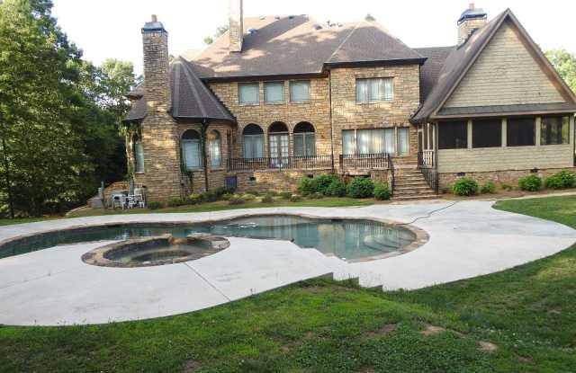 330 Heards Ferry Rd - 330 Heards Ferry Road Northwest, Sandy Springs, GA 30328