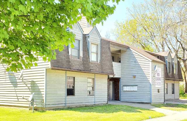 530 Kling St - 530 Kling Street, Akron, OH 44311