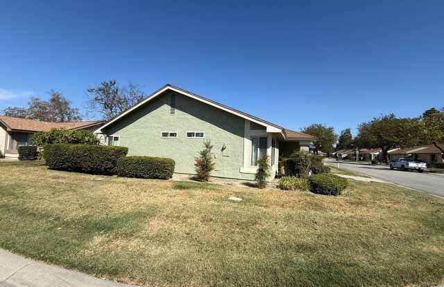 Free Standing Home - Centrally Located Gallery 4