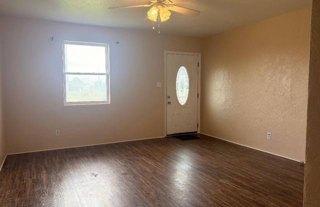 180 Seminole Avenue Gallery 3
