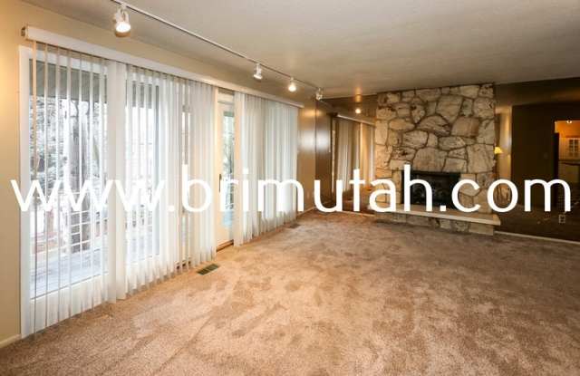 4717 Naniloa Dr. Gallery 2