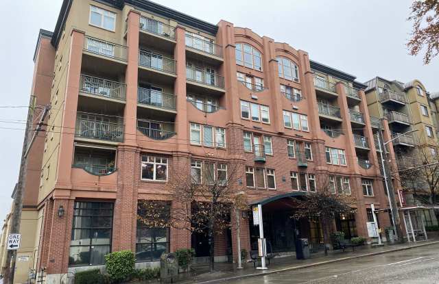 123 Queen Anne Ave N #410 - 123 Queen Anne Avenue North, Seattle, WA 98109