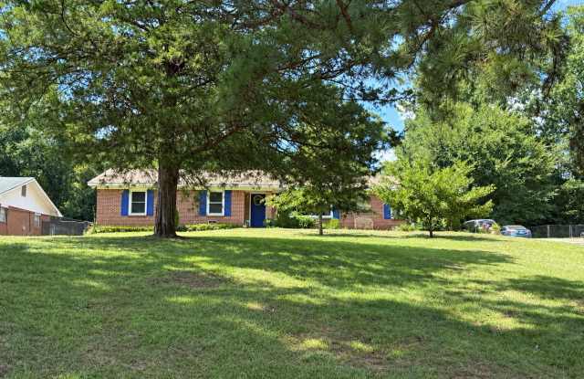 5812 Eastside Drive Gallery 1