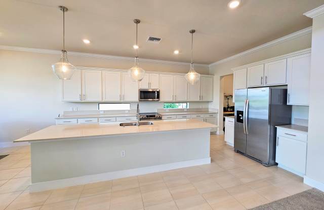 4308 Arlington Drive Gallery 2