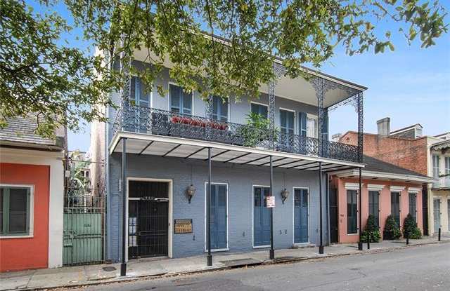 718 BARRACKS Street Gallery 3