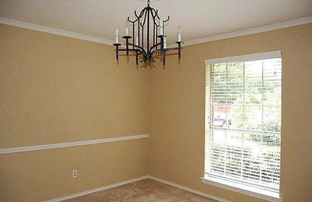 900 Lake Highlands Drive Gallery 4