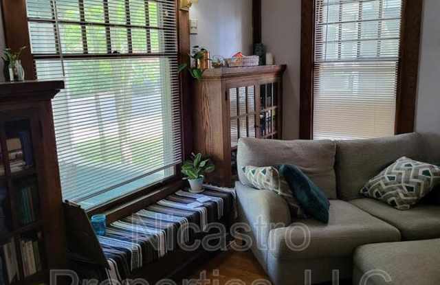 175 East Northwood Avenue Gallery 4
