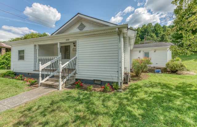 3br/2bath home in Erwin TN Gallery 3