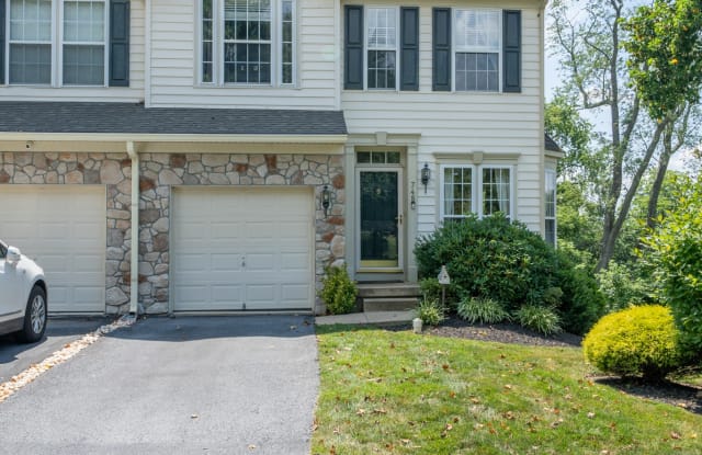 748 Mccardle Dr photos photos