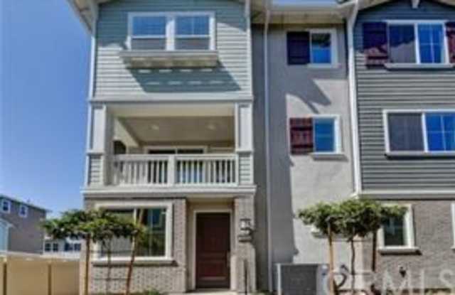 4334 Canyon Coral Lane Gallery 2