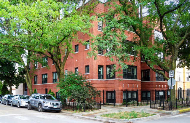 2649 N Washtenaw Avenue photos photos