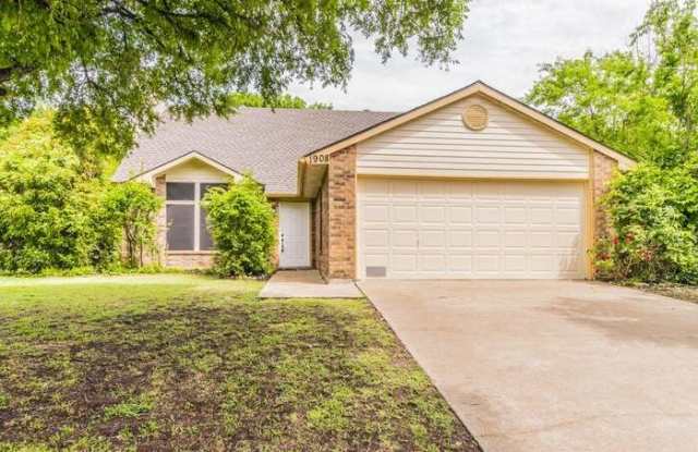 1908 Parkside Drive - 1908 Parkside Drive, Denton, TX 76201