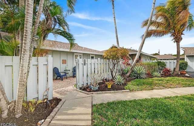 4257 Island Circle Gallery 1