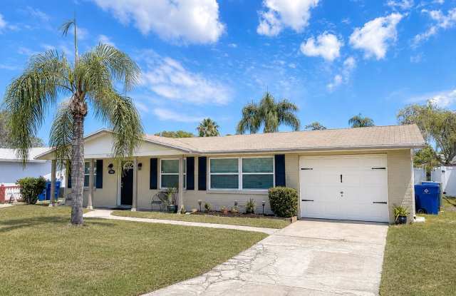 Stunning 3BD/2BTH Home in Holiday! photos photos Stunning 3BD/2BTH Home in Holiday! photos photos