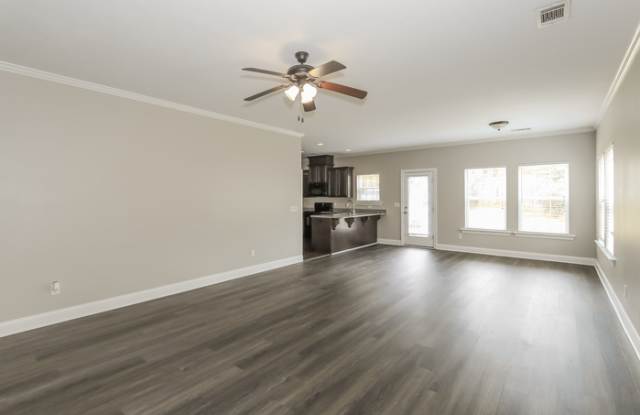 109 Kenosha Court Gallery 4