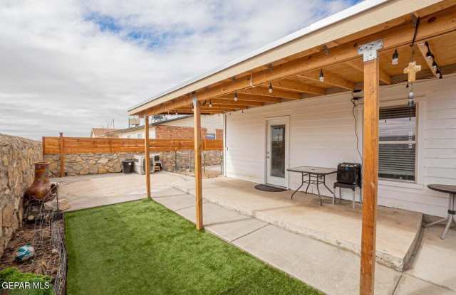 10768 Spring Valley Circle Gallery 2