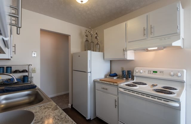 Fairfield Pointe Apartments Gallery 2