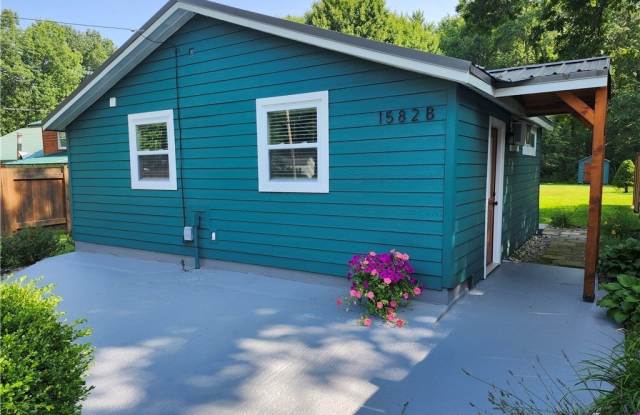 1582B Chestnut Ridge Road Gallery 1
