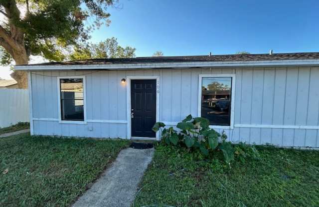 106 E Givens St Tavares FL 32778 photos photos
