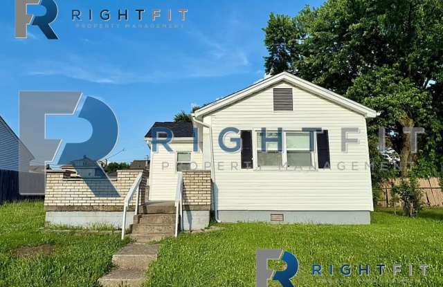 Cottage with a large porch photos photos