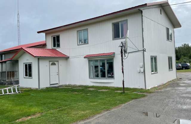 2846 RICHARDSON HIGHWAY Gallery 1