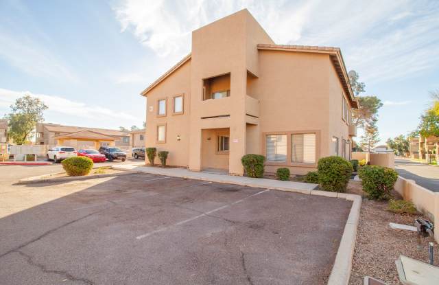 Beautiful, freshly upgraded 2 bedroom/ 2 bathroom condo in Mesa! photos photos