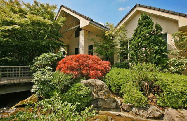 2 Bedroom Quintet Condo off West Burnside and NW Miller Rd photos photos