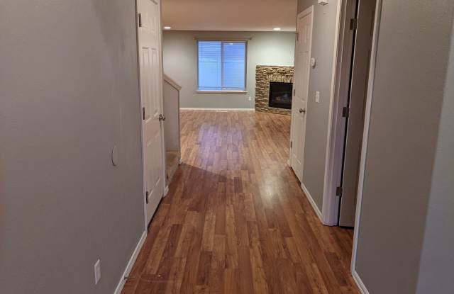2605 NE 125th Ct Gallery 3