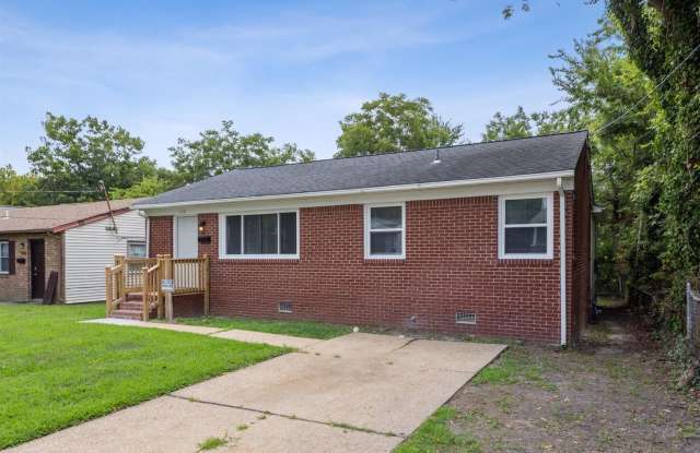 4BR | 2 Full Baths | Downtown Newport News photos photos