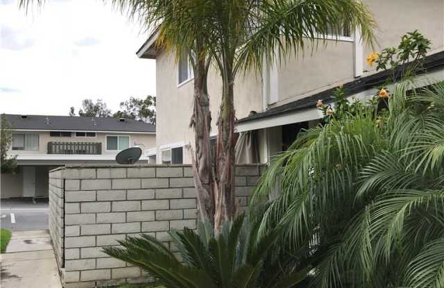 1322 E Fairgrove Avenue Gallery 2
