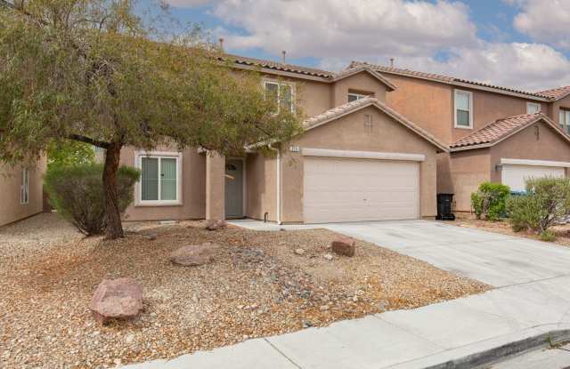 SILVERADO RANCH - LARGE 4 BEDROOM, 2.5 BATH Gallery 4